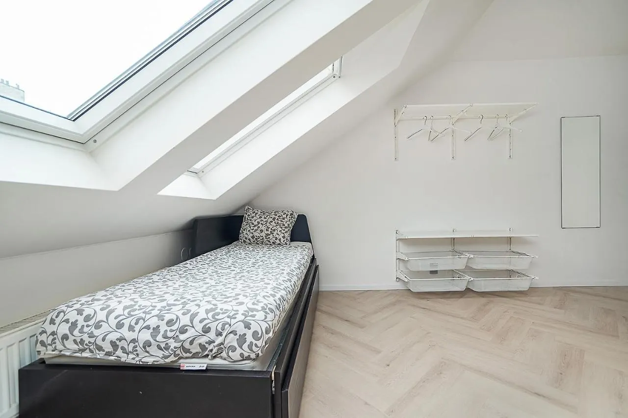 Big 4-Bedroom Flat, Terrace With Great Vitkov View Prag Lägenhet