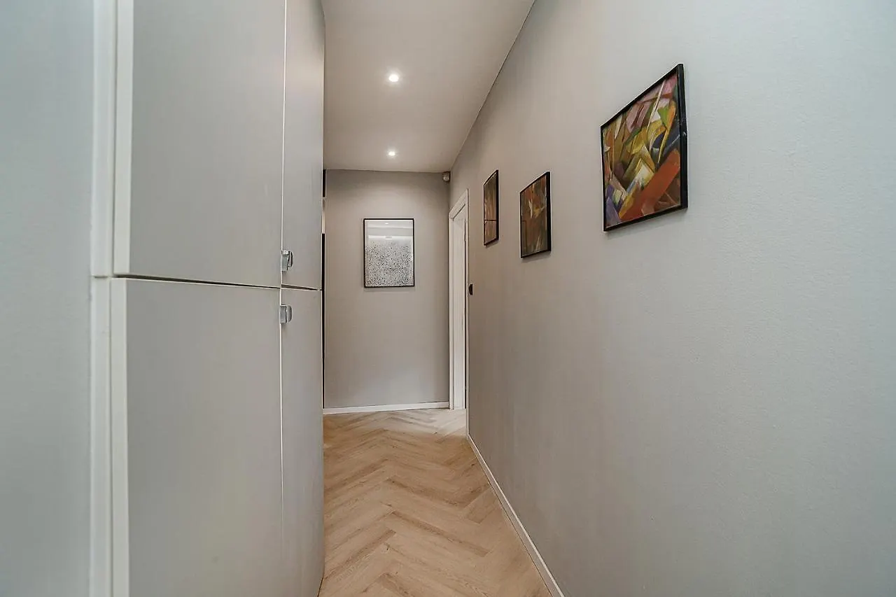 Big 4-Bedroom Flat, Terrace With Great Vitkov View Prague 0*,  Czech Republic